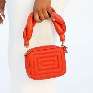 CLARE V LUCIE WITH PUFF HANDLE